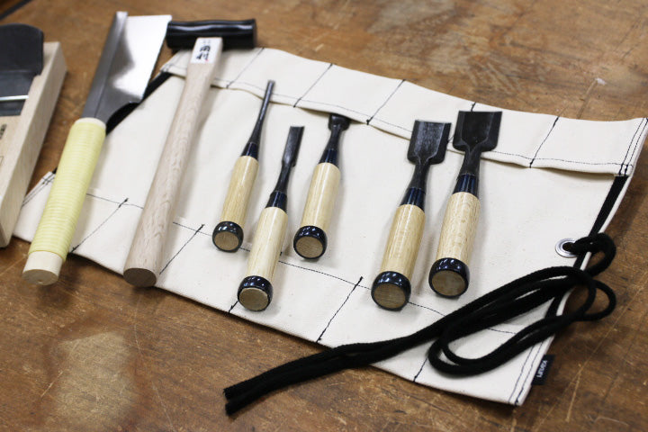 chisel set with tool roll